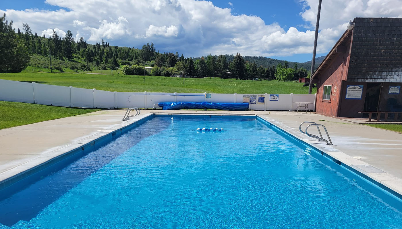 Bailey Creek Clubhouse swimming pool in Soda Springs Idaho