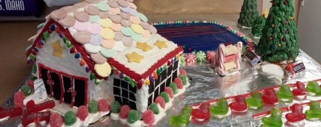 Gingerbread House Walking Tour in Lava Hot Springs Idaho