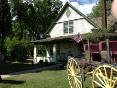 Largilliere Carriage House