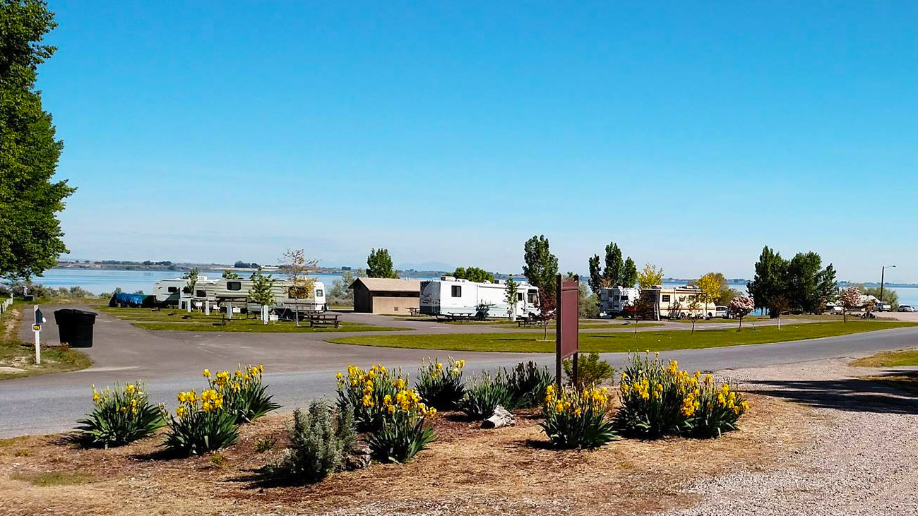 Willow Bay Resort & campground in American Falls Idaho